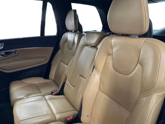 Volvo XC90 - Image 2