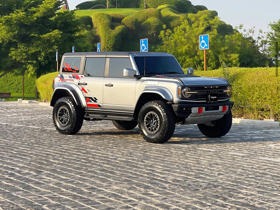 featured car
