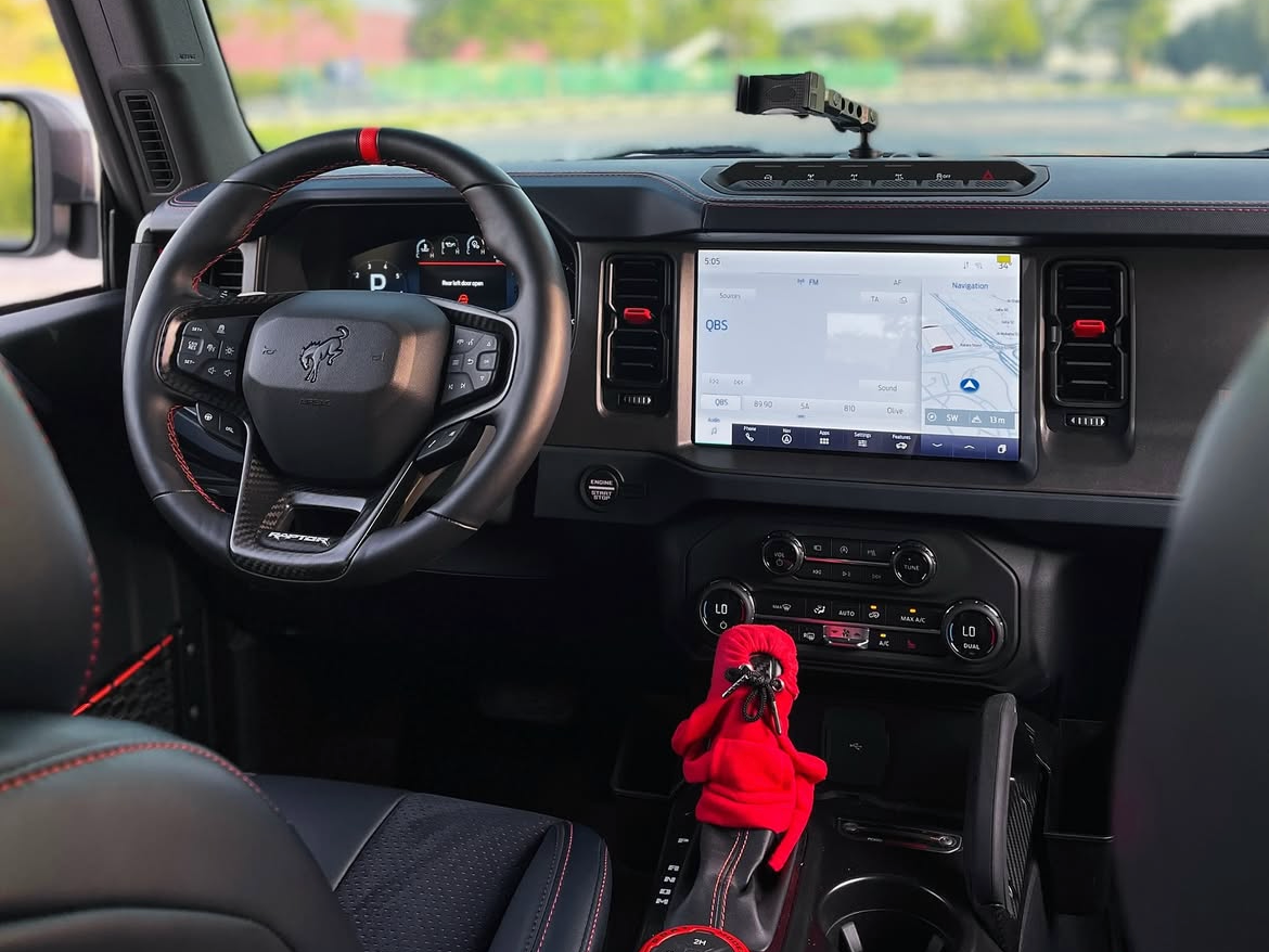 Ford Bronco Raptor - Image 3