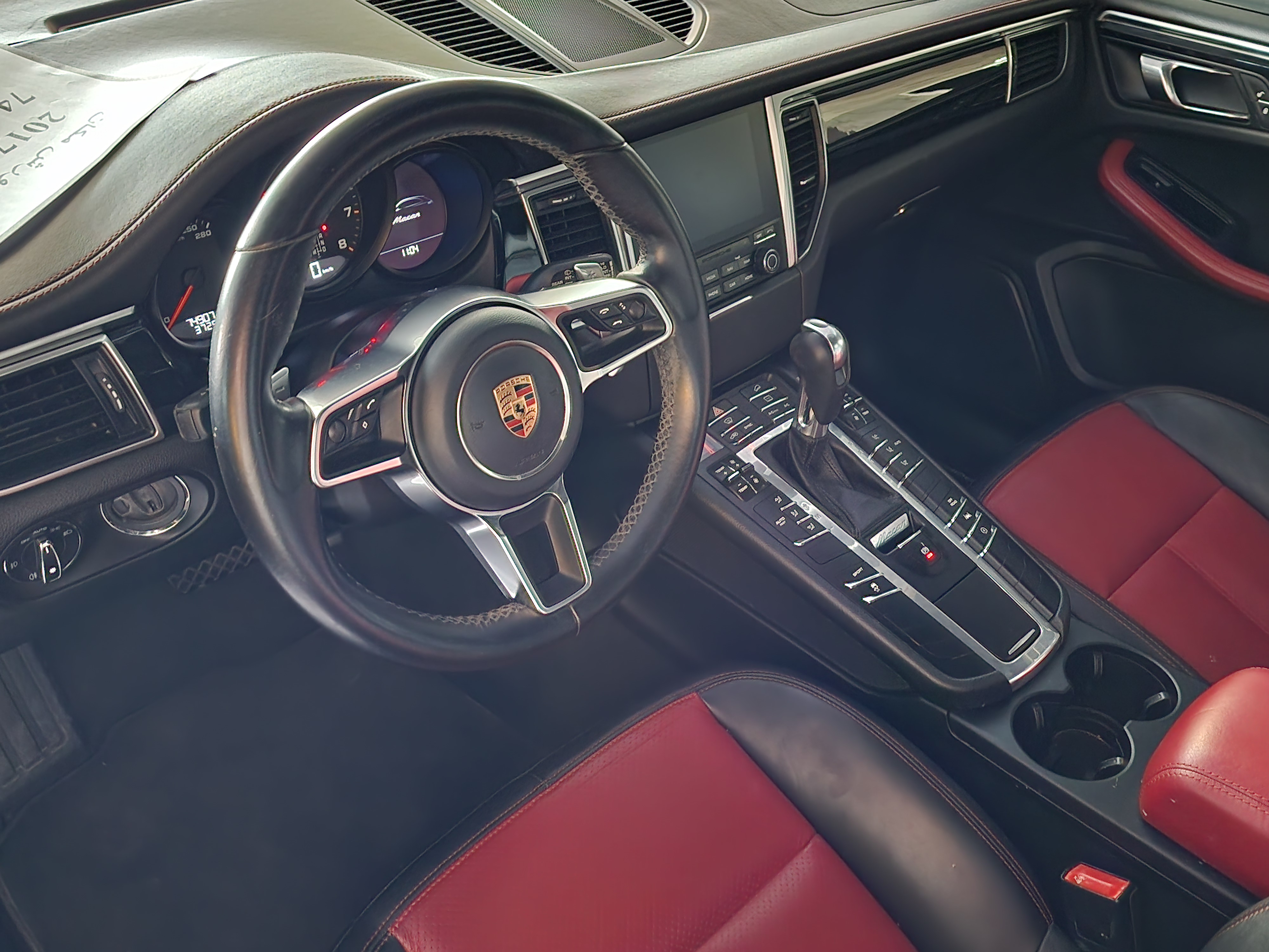 Porsche macan - Image 3