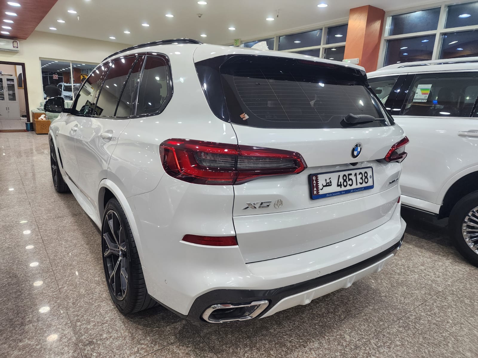 BMW X-Series X5 - Image 3