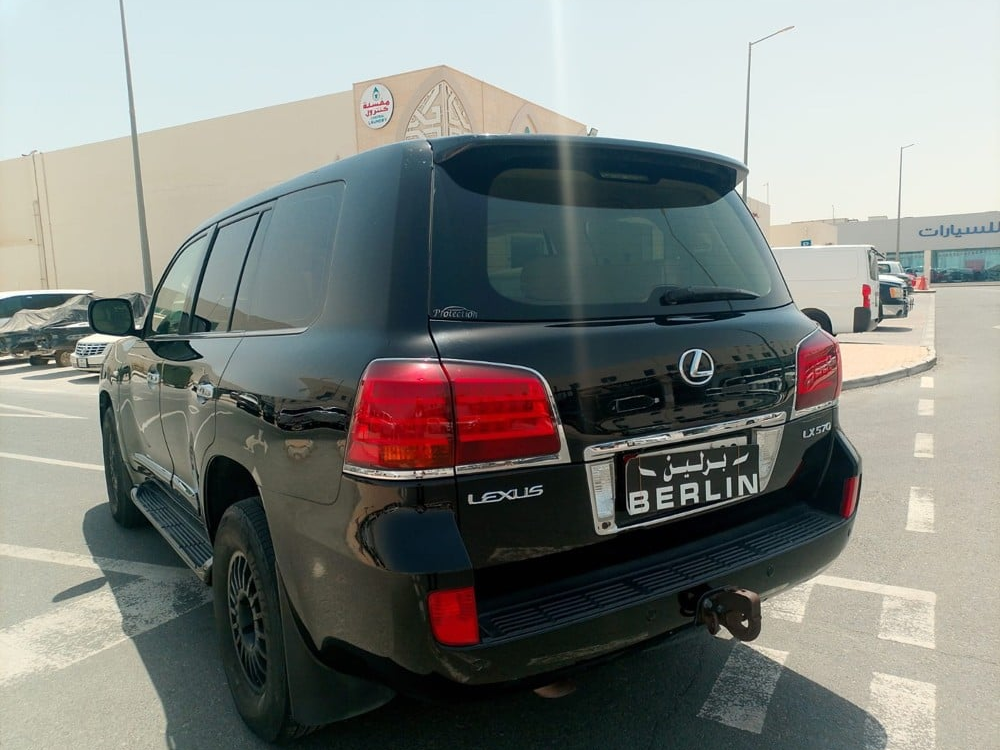 Lexus LX 570 - Image 3