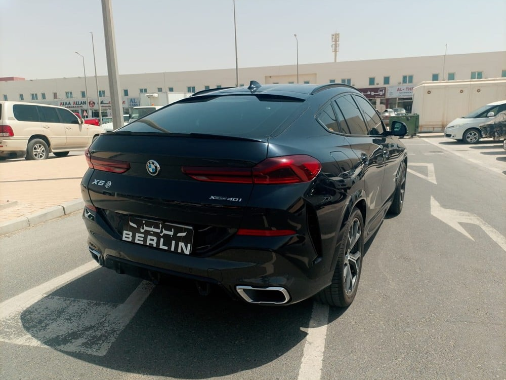 BMW X-Series X6 - Image 2