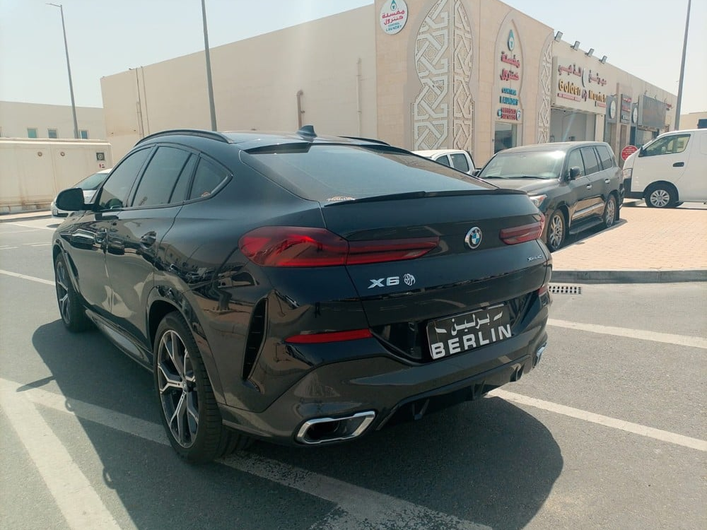 BMW X-Series X6 - Image 4