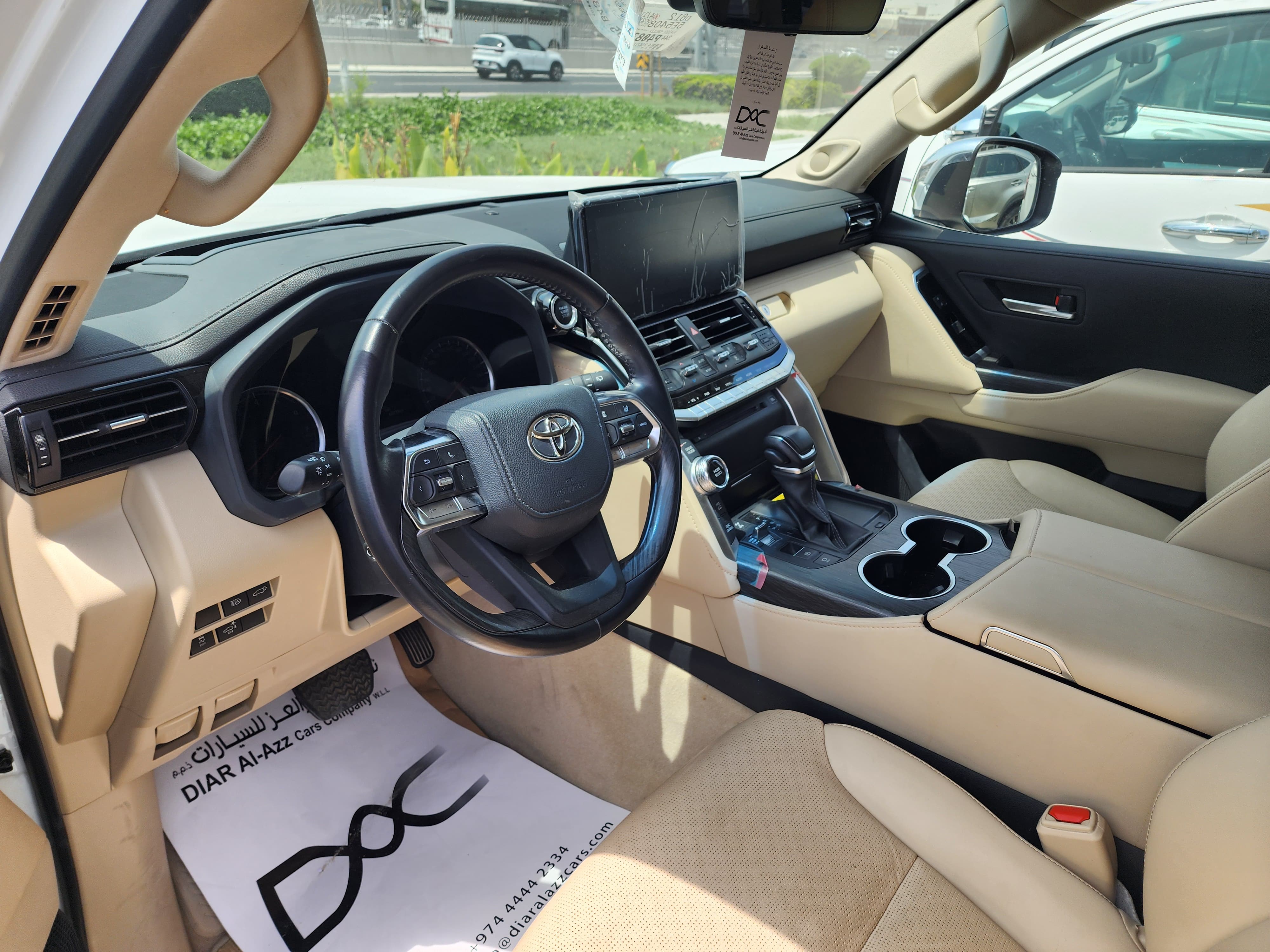 Toyota Land Cruiser VX.R - Image 3