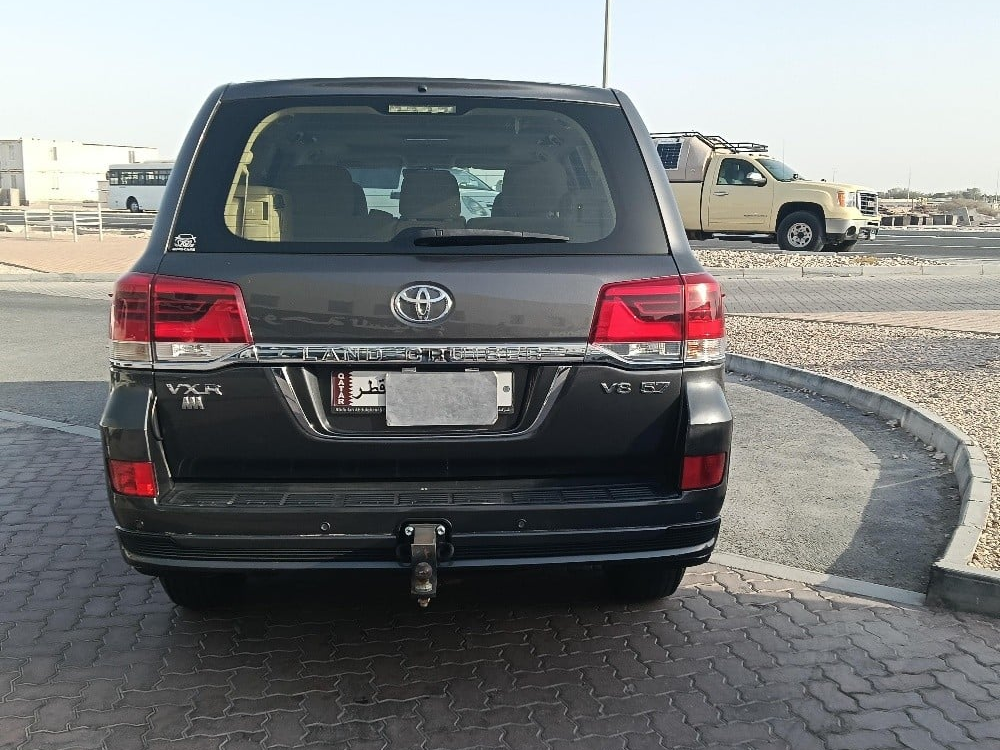 Toyota Land Cruiser VX.R - Image 4