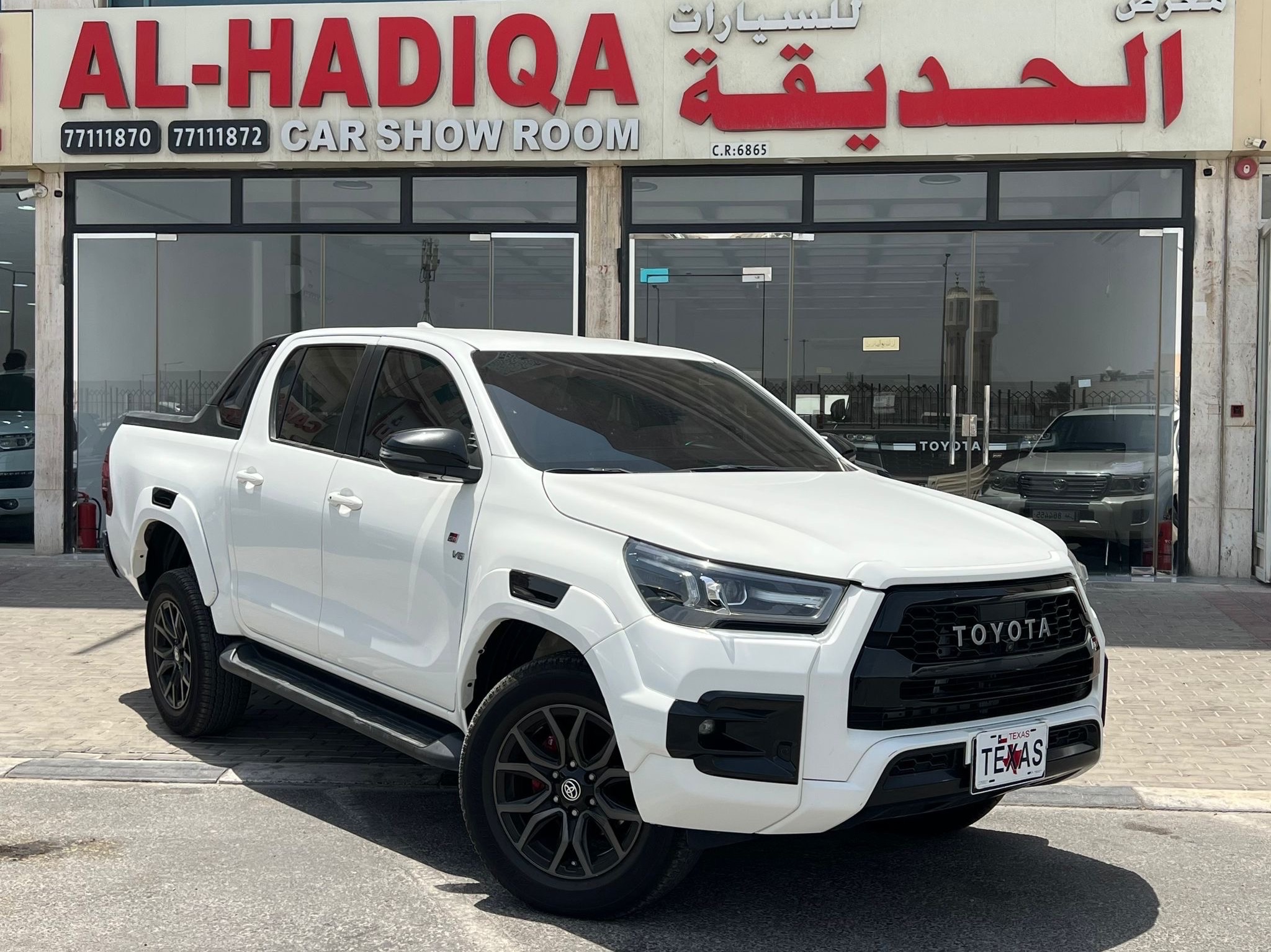 Toyota Hilux - Image 1