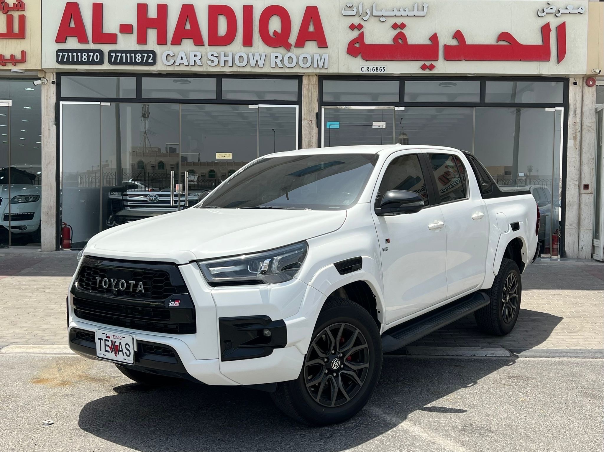 Toyota Hilux - Image 2