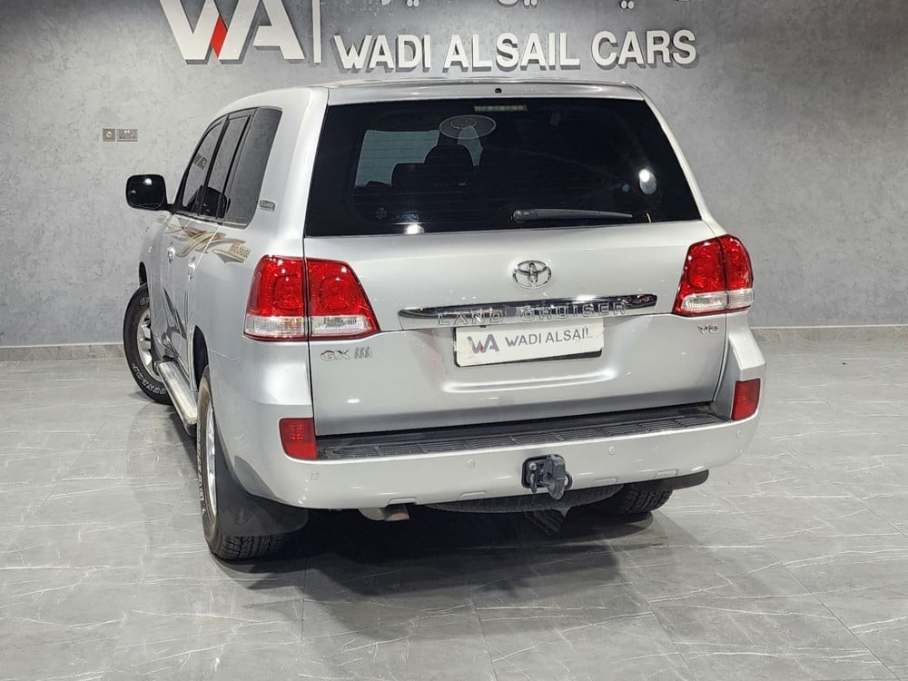 Toyota Land Cruiser GX - Image 2