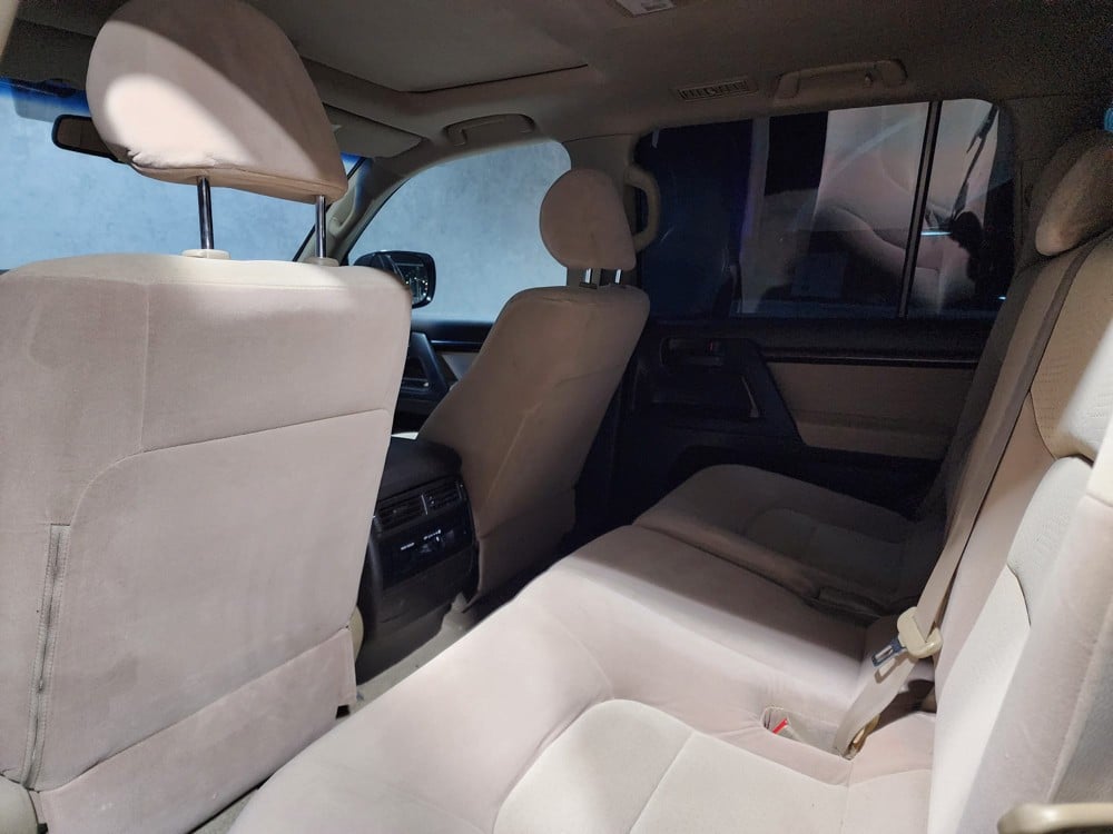 Toyota Land Cruiser GX - Image 3