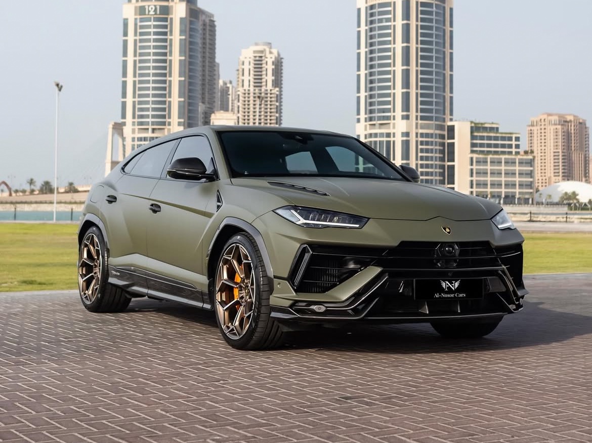 Lamborghini Urus - Image 1