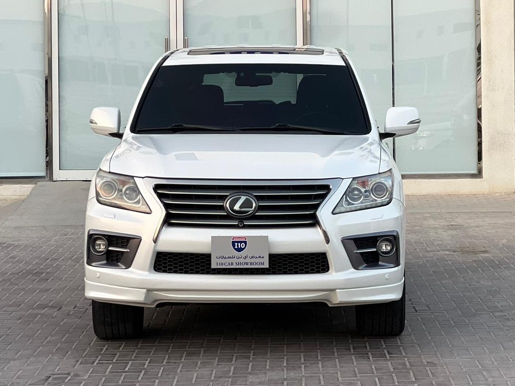 Lexus LX 570 - Image 2