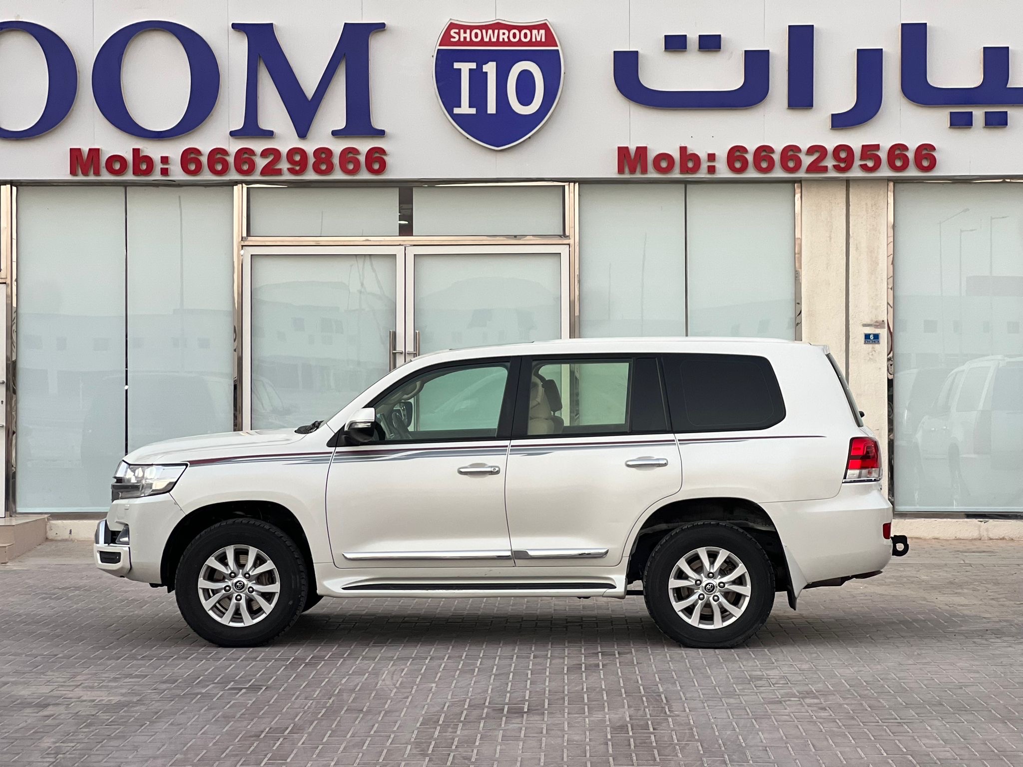 Toyota Land Cruiser GX.R - Image 3