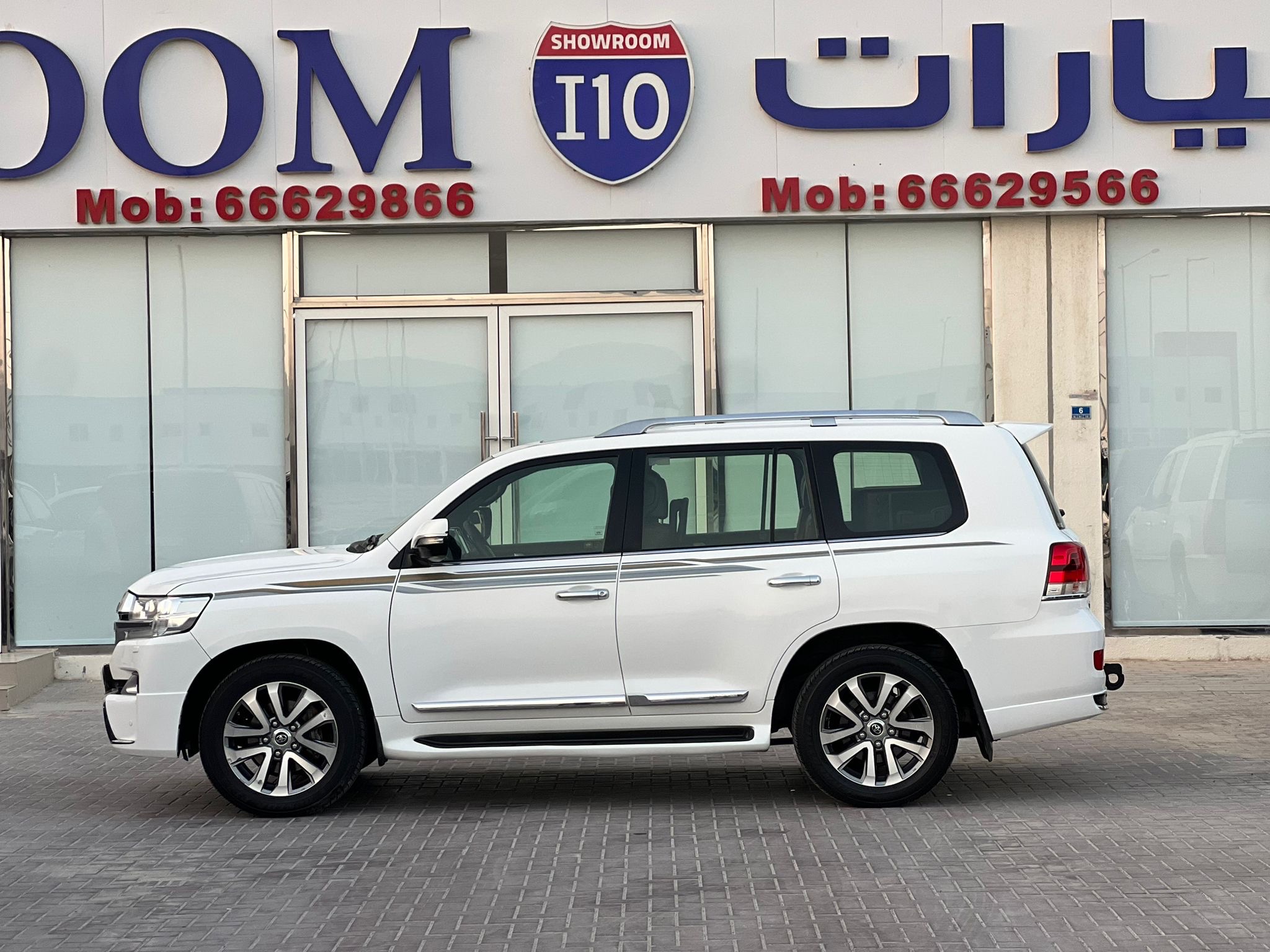 Toyota Land Cruiser VX.S - Image 3