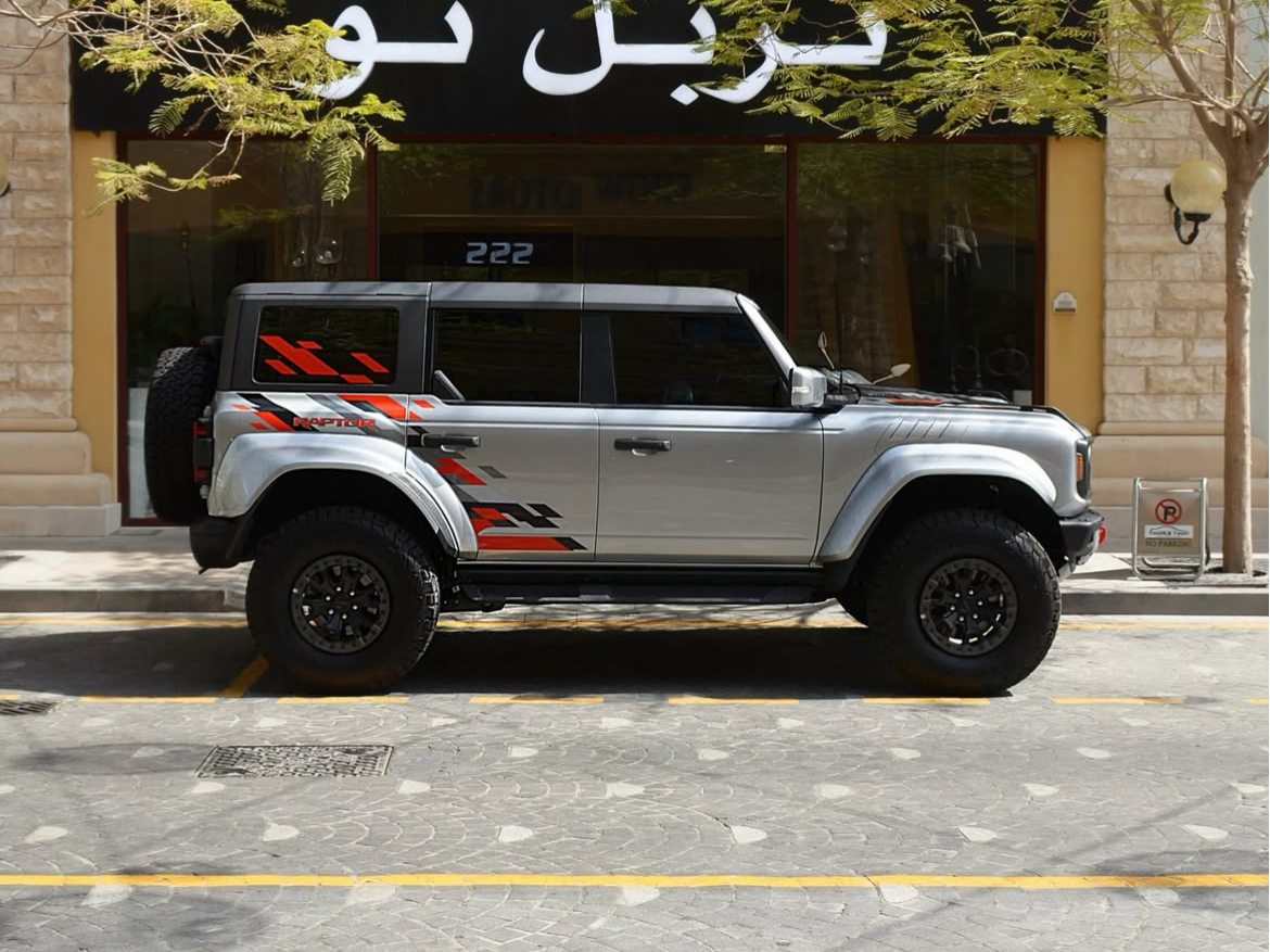 Ford Bronco Raptor - Image 3