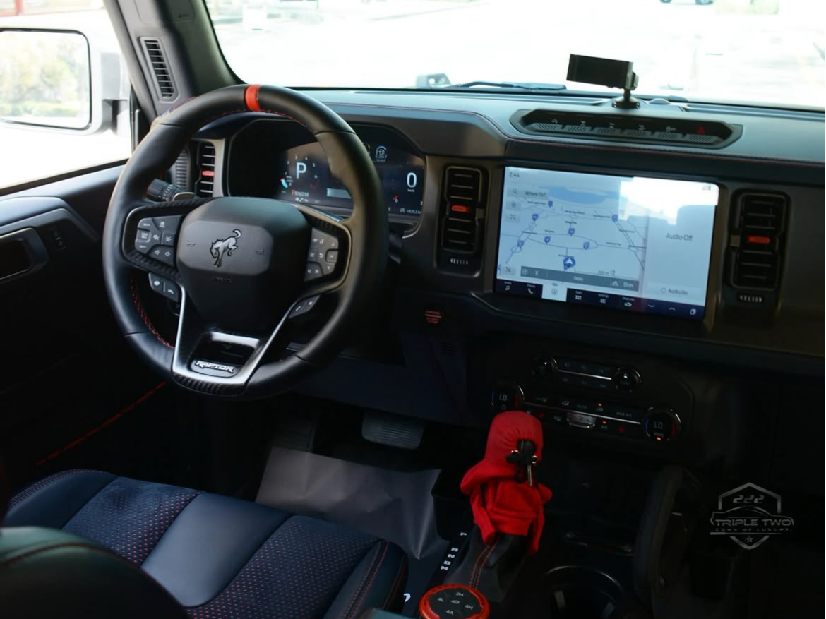 Ford Bronco Raptor - Image 4