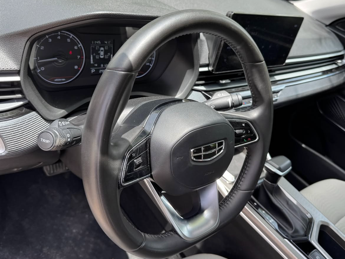 Geely  Emgrand - Image 4