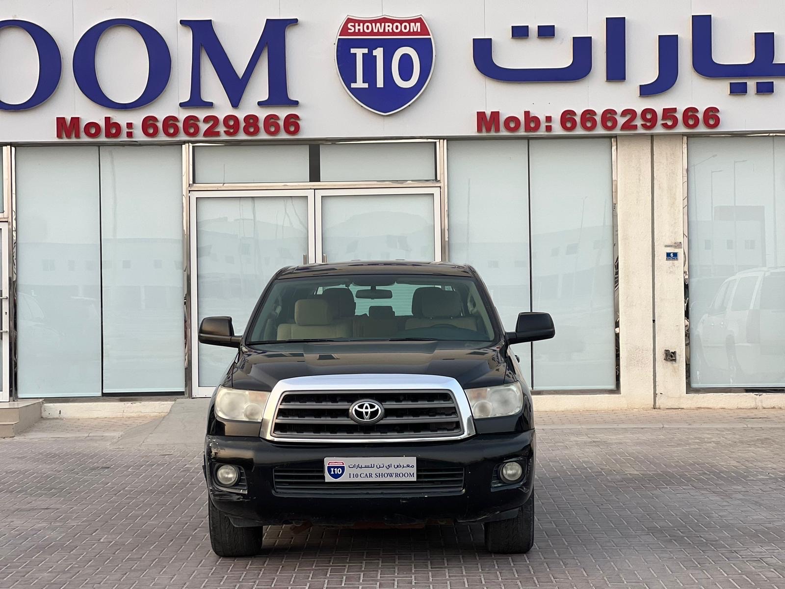 Toyota Sequoia SR5 - Image 2