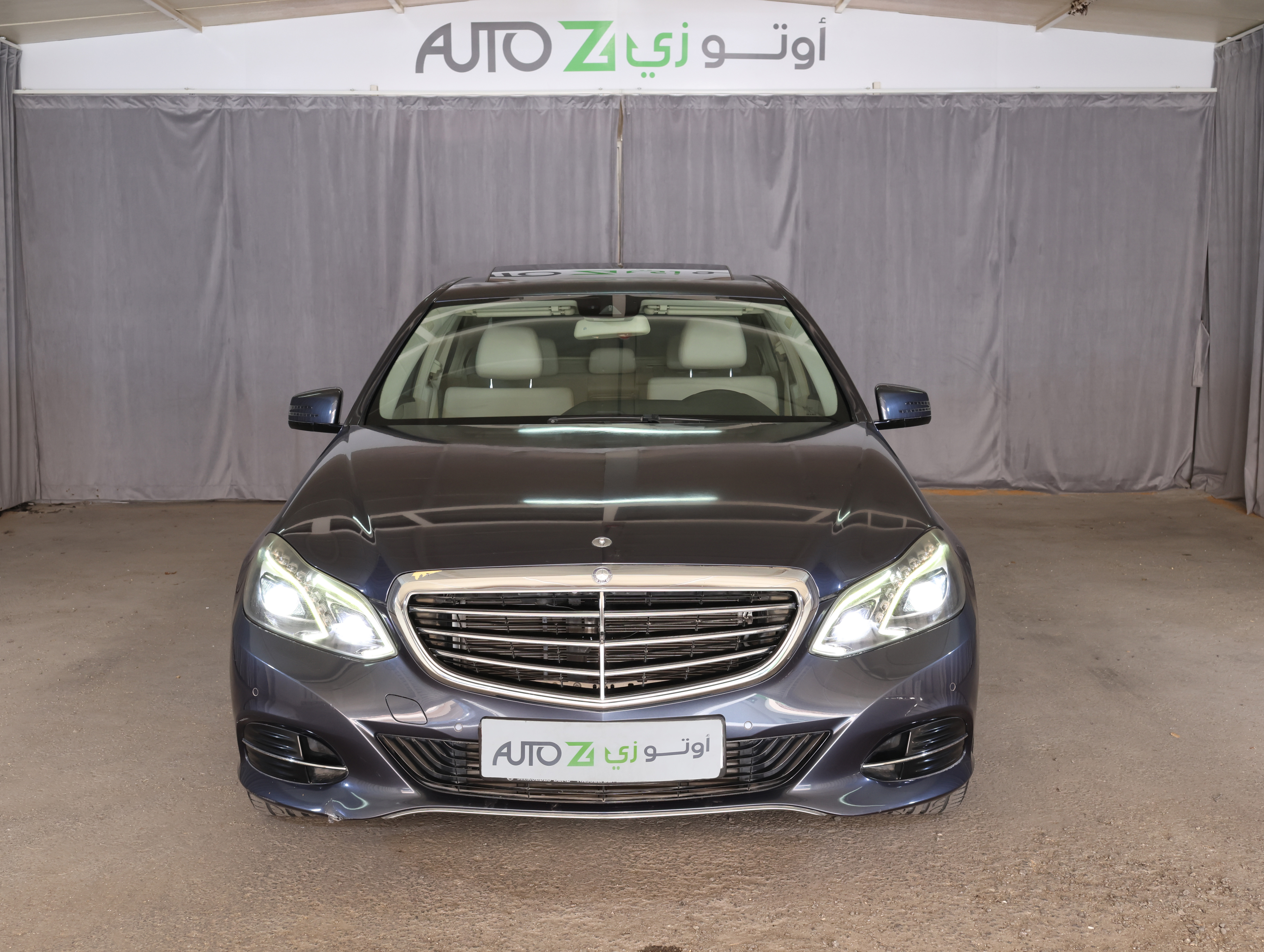 Mercedes-Benz E-Class Sedan 200 - Image 3