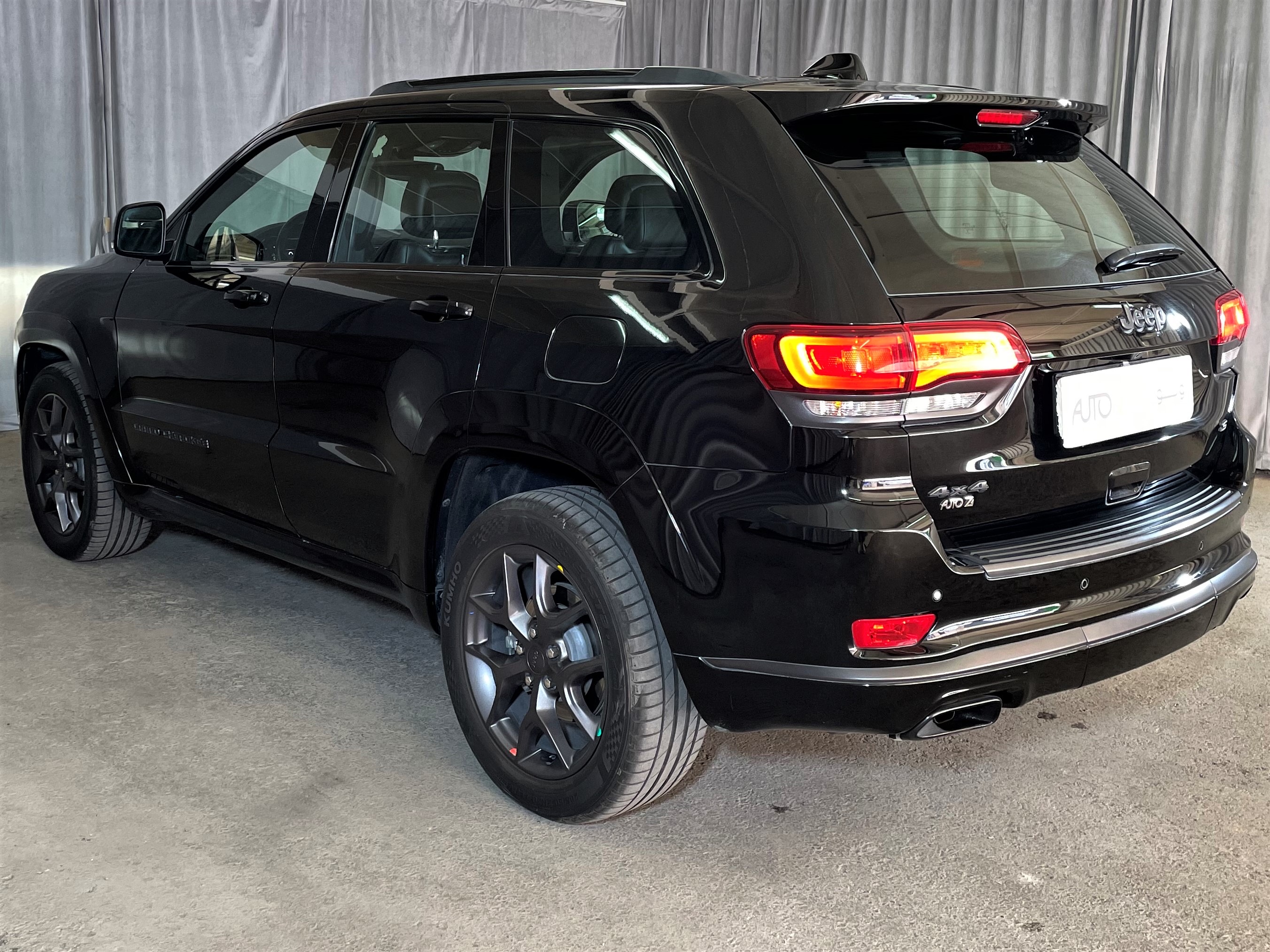 Jeep Grand Cherokee S. - Image 4