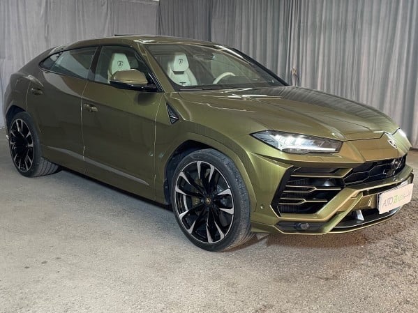 Lamborghini Urus - Image 2