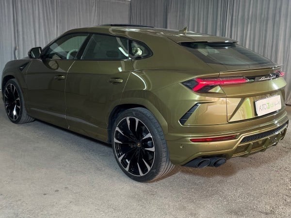 Lamborghini Urus - Image 4