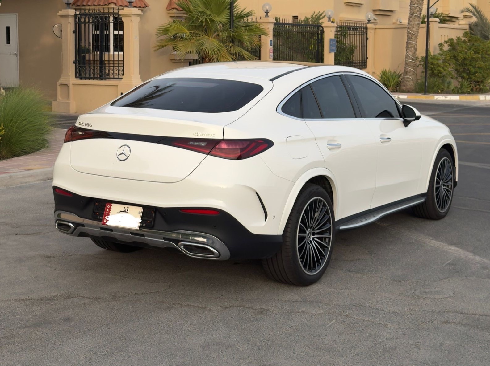 Mercedes-Benz GLC  200 - Image 3