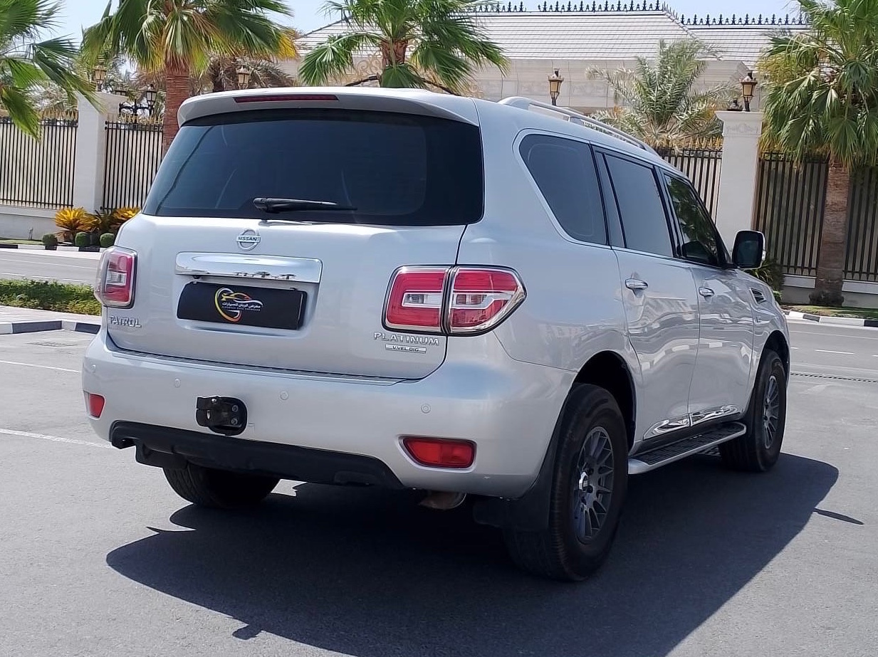 Nissan Patrol  Platinum - Image 3