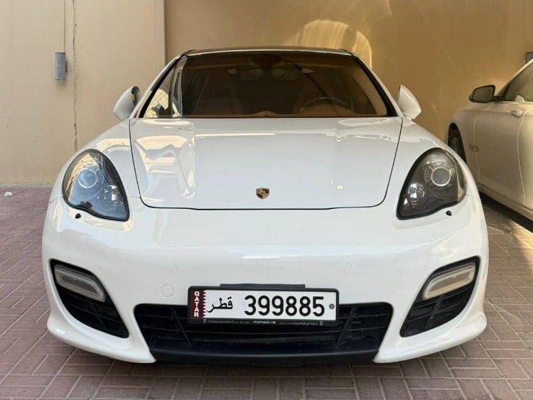 featured car