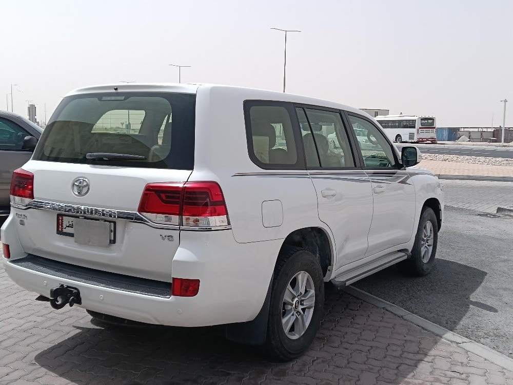 Toyota Land Cruiser GX - Image 2