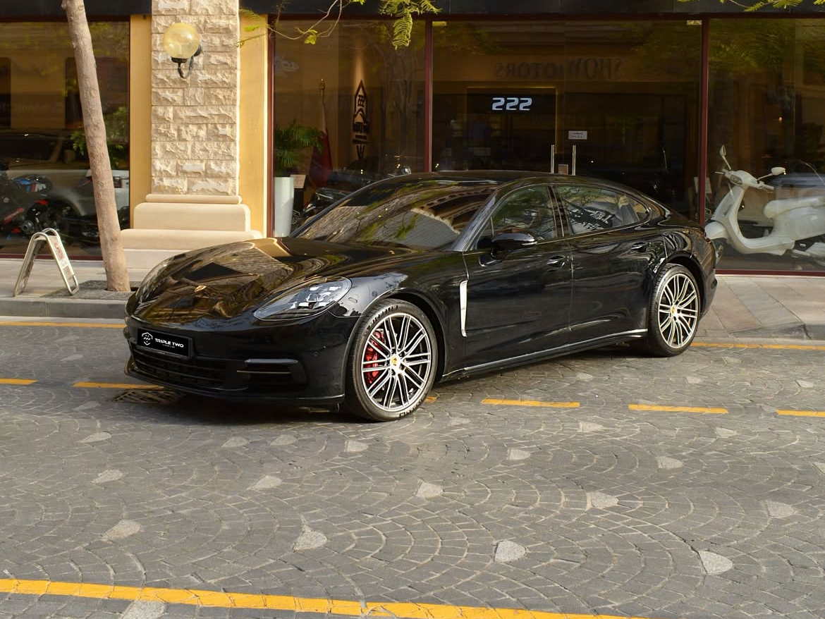 featured car