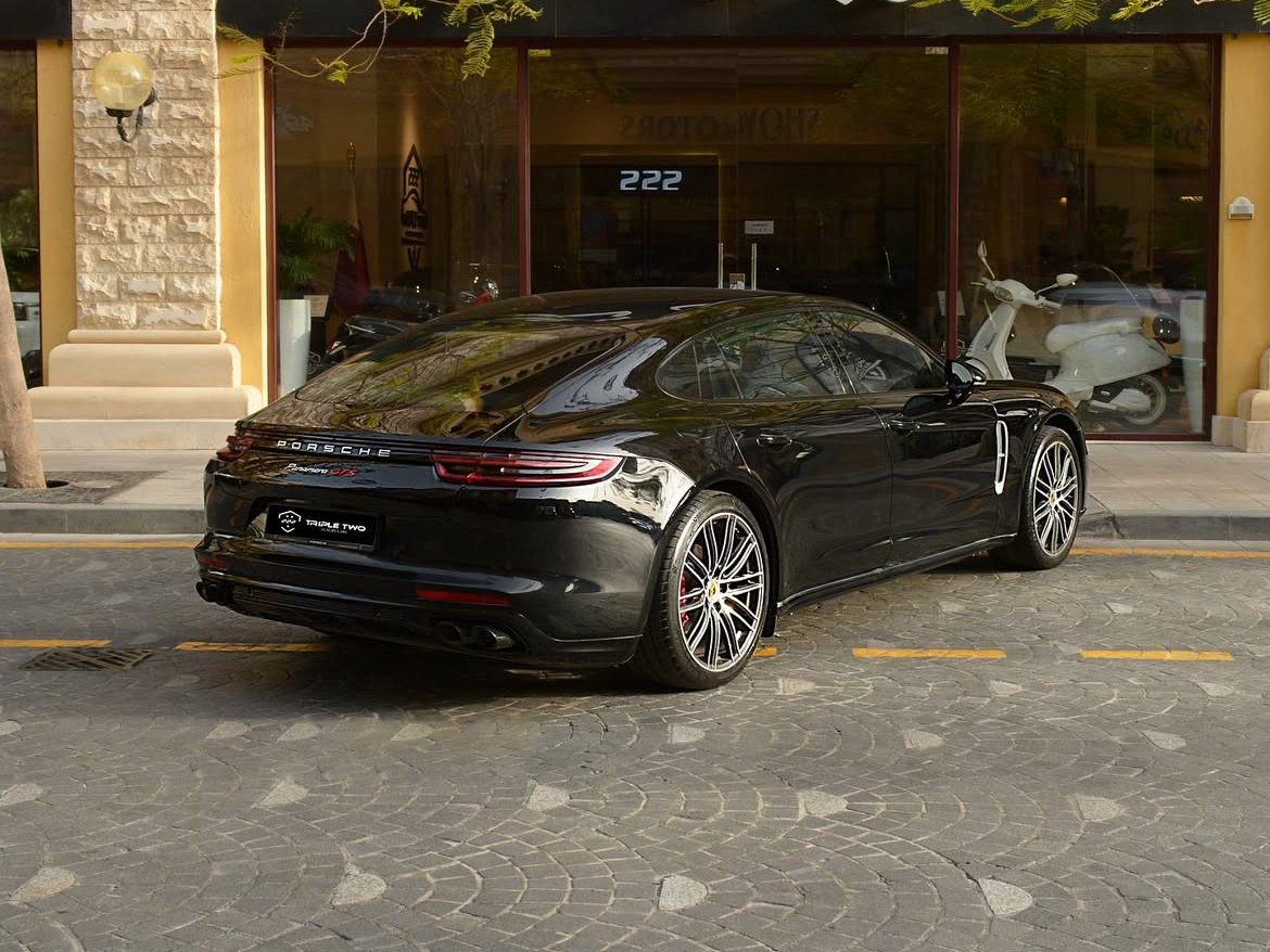 Porsche Panamera GTS - Image 2