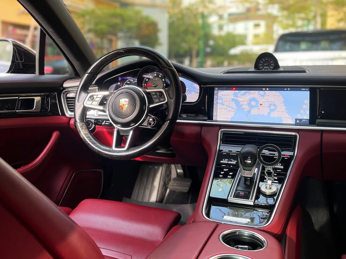 Porsche Panamera GTS - Image 4