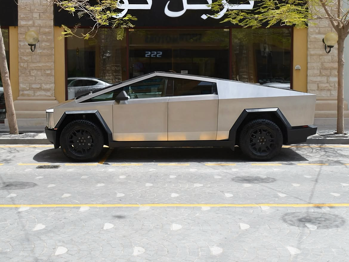 Tesla Cybertruck  Foundation series  - Image 3