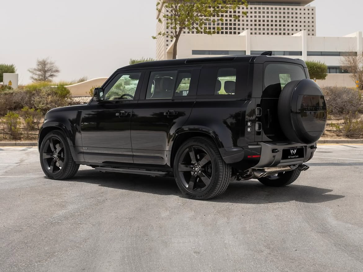 Land Rover Defender 110 X - Image 2