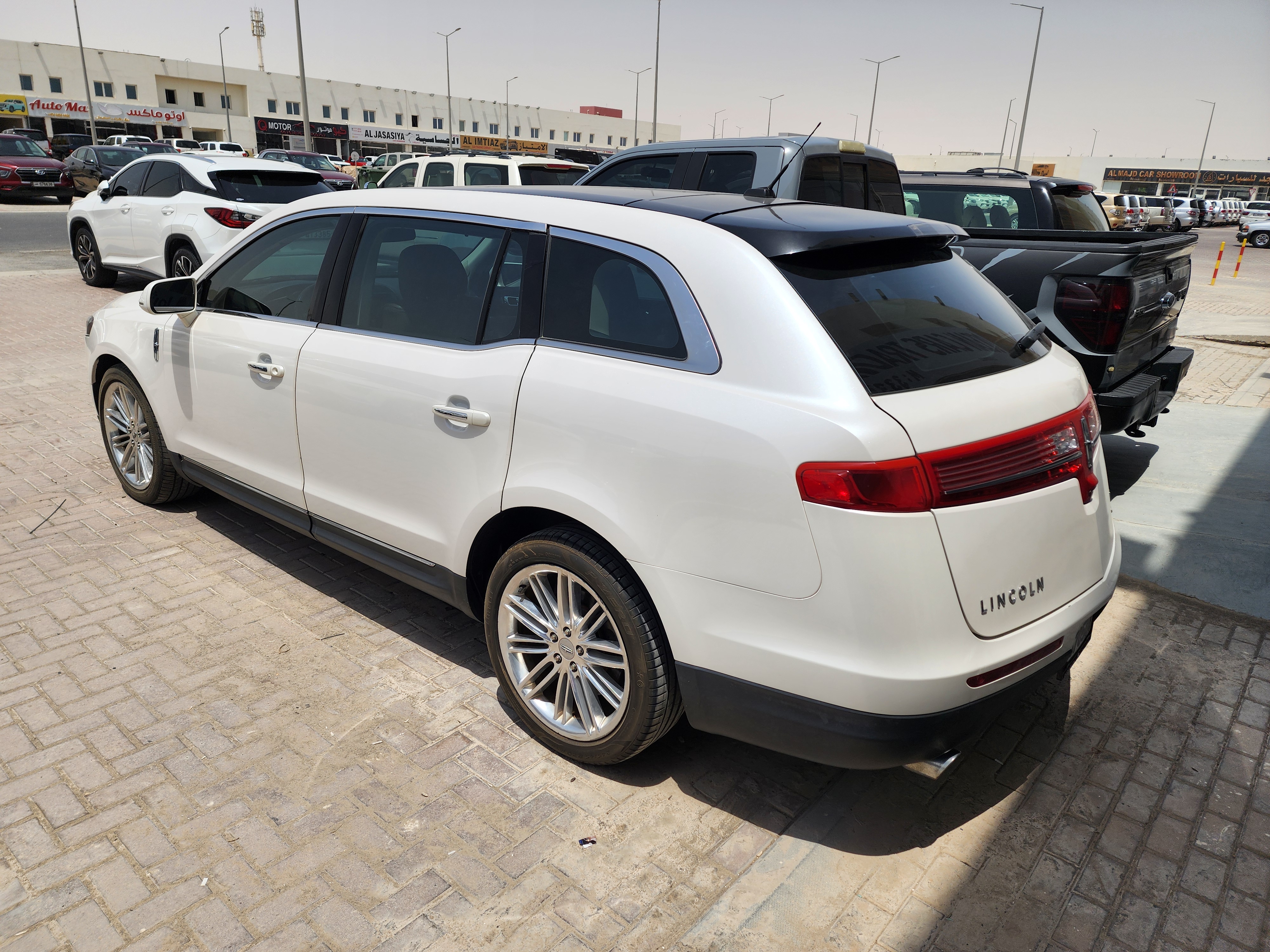 لينكولن MKT - Image 2