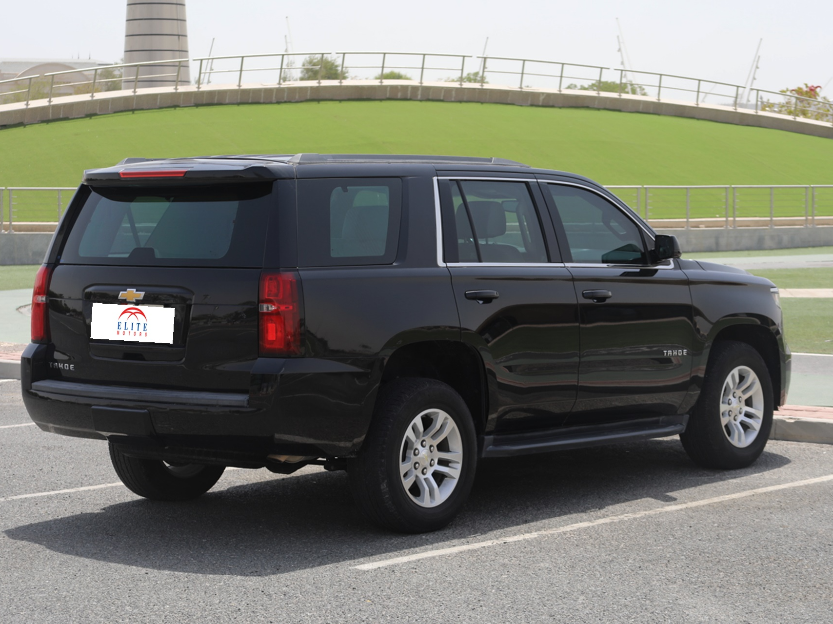 Chevrolet Tahoe LS — photo 10 for sale in Qatar