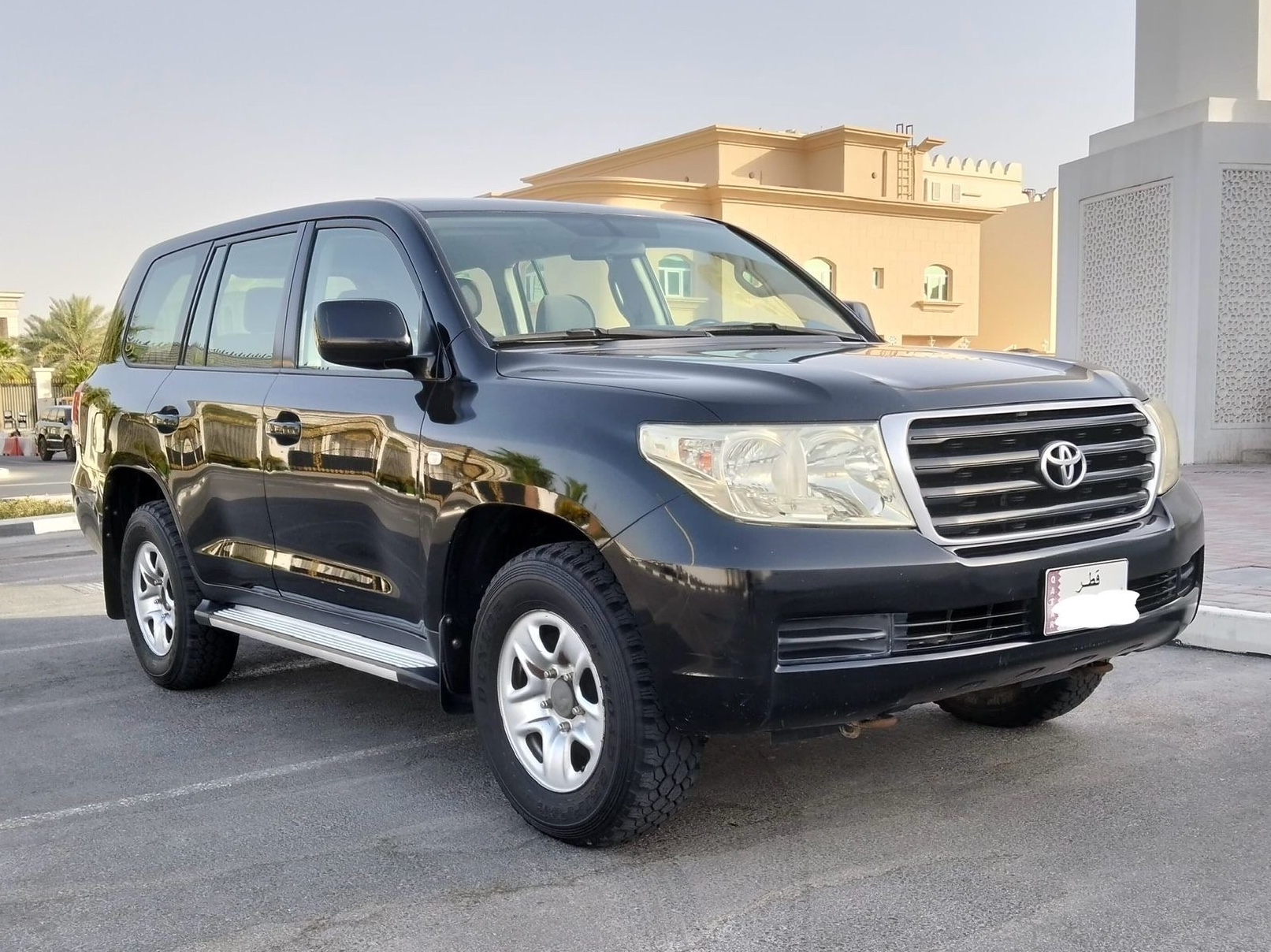 Toyota Land Cruiser G standard - Image 2