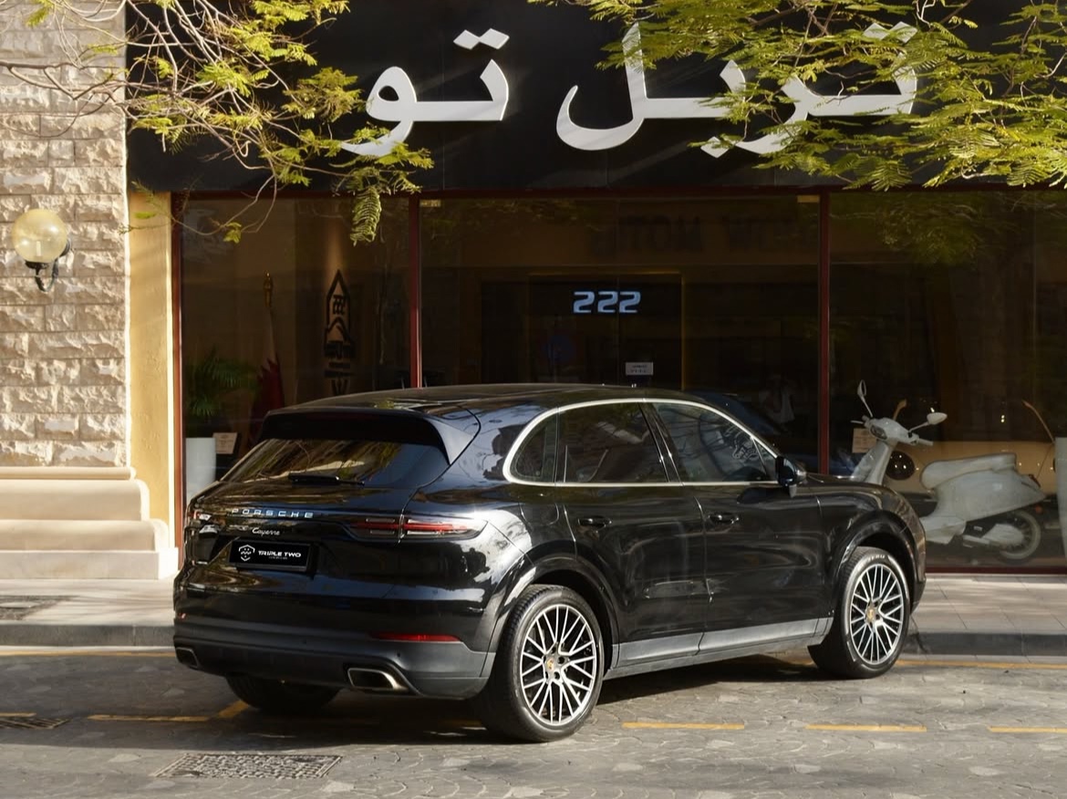 Porsche Cayenne - Image 3
