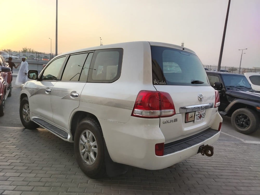 تويوتا لاند كروزر جي اكس ار v8 - Image 3