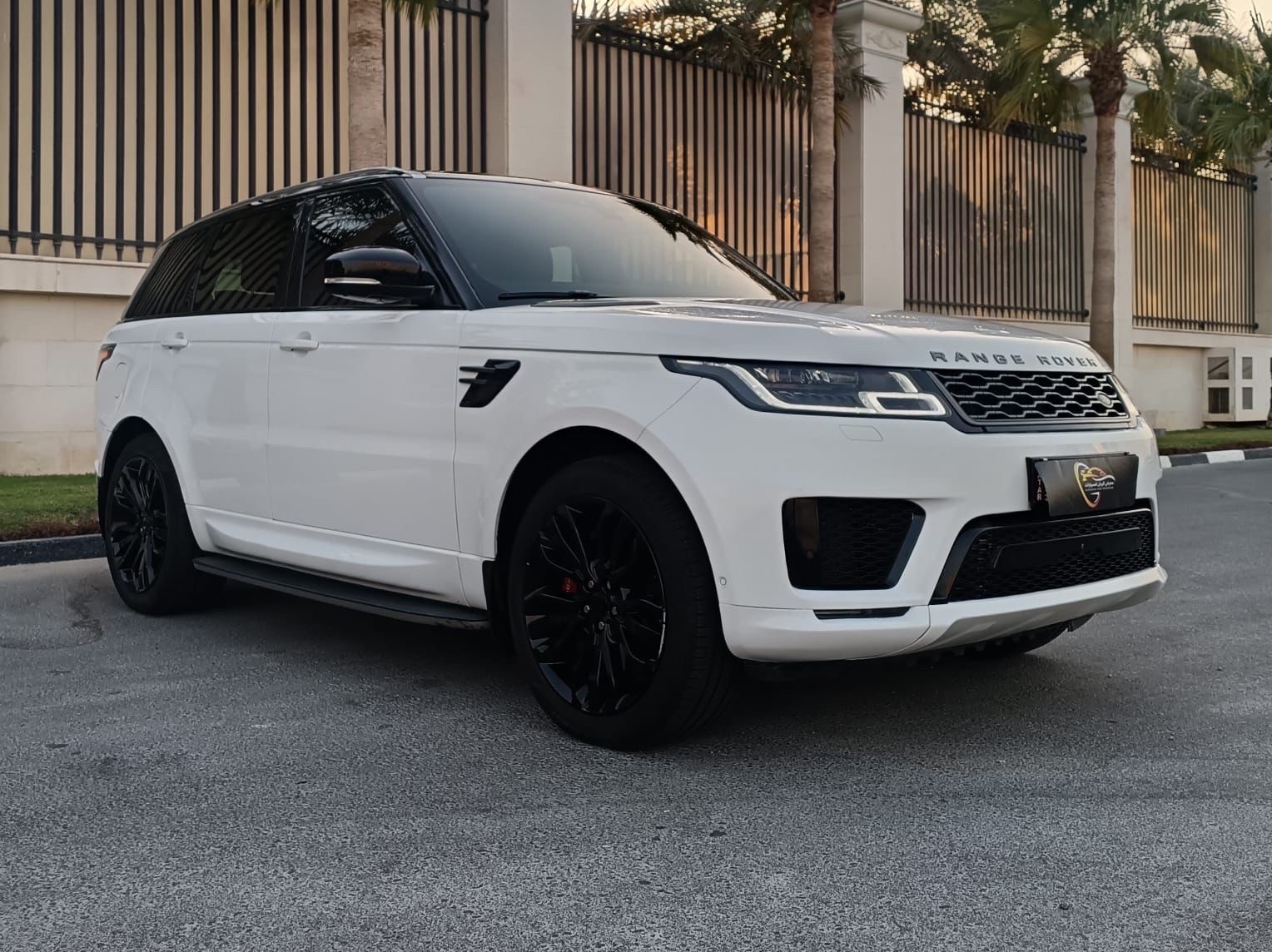 Land Rover Range Sport Autobiography - Image 2