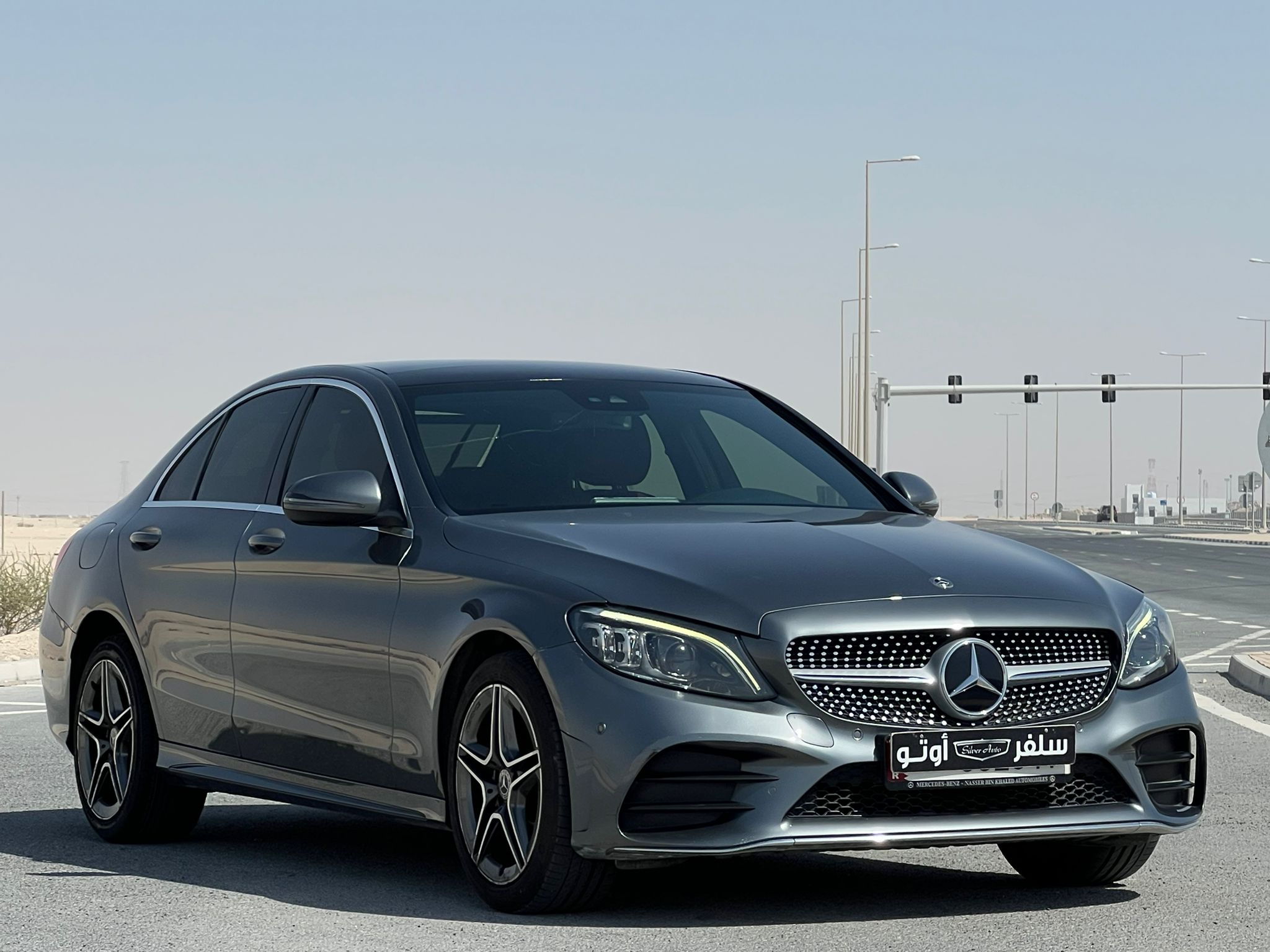Mercedes-Benz C-Class Sedan 200 - Image 2