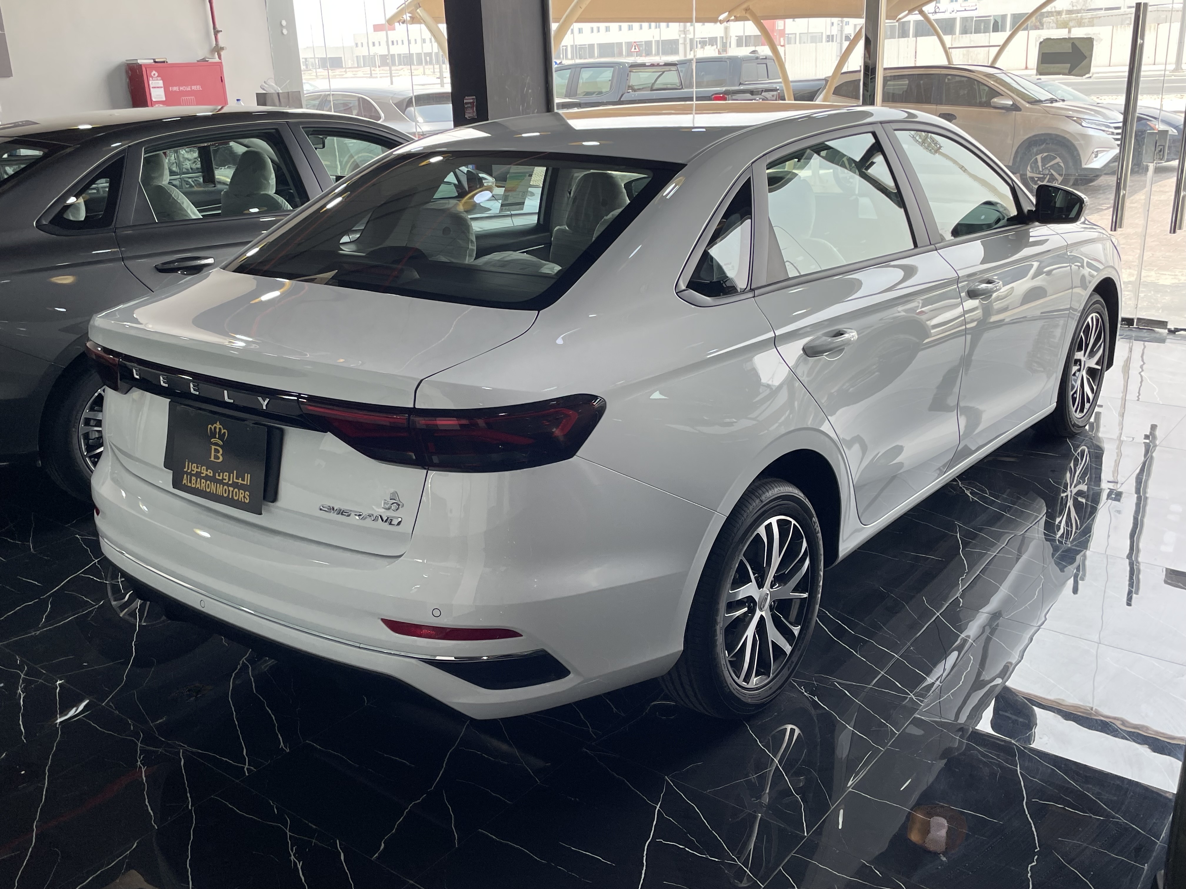 Geely  Emgrand - Image 2