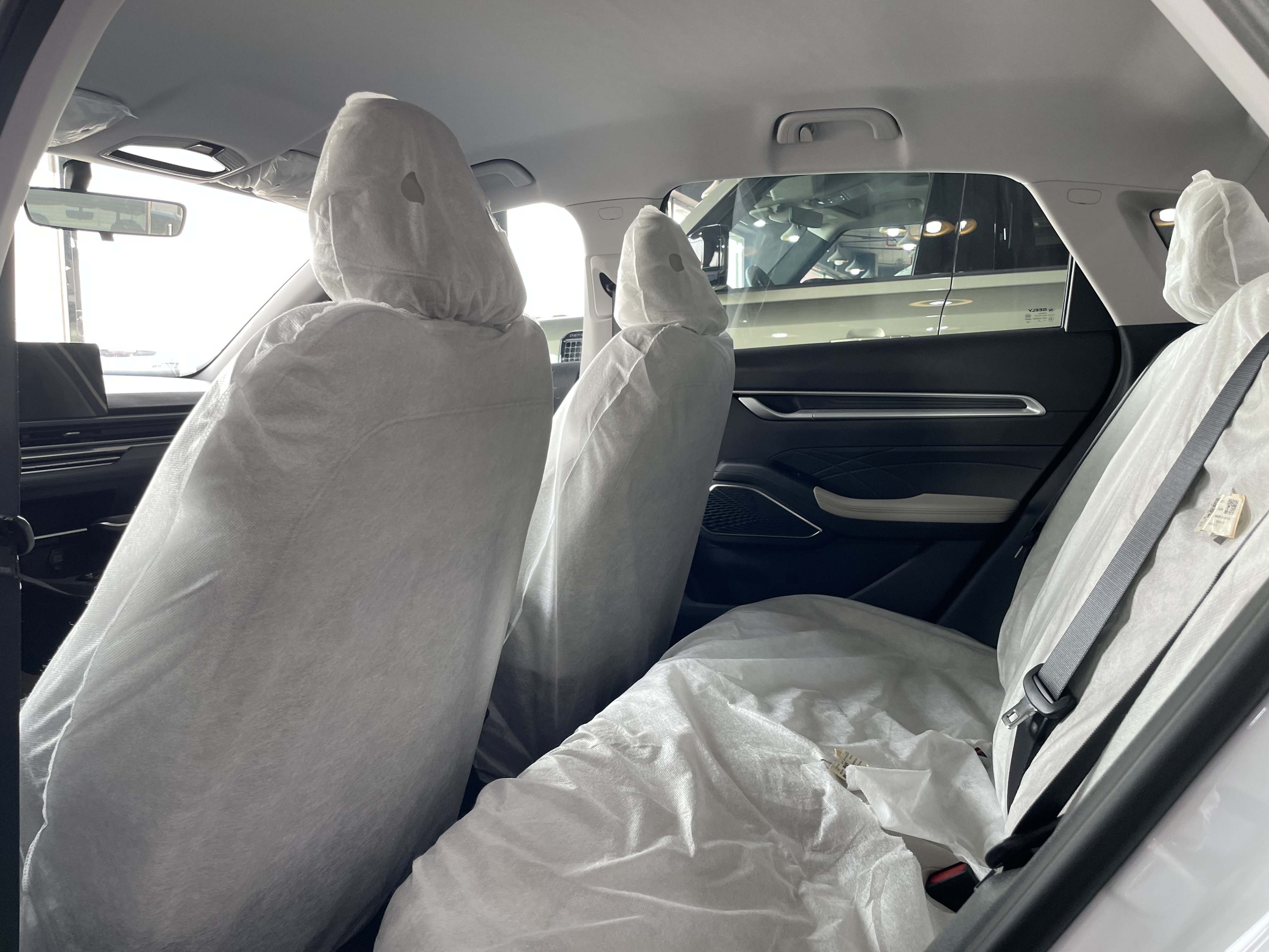 Geely  Emgrand - Image 4