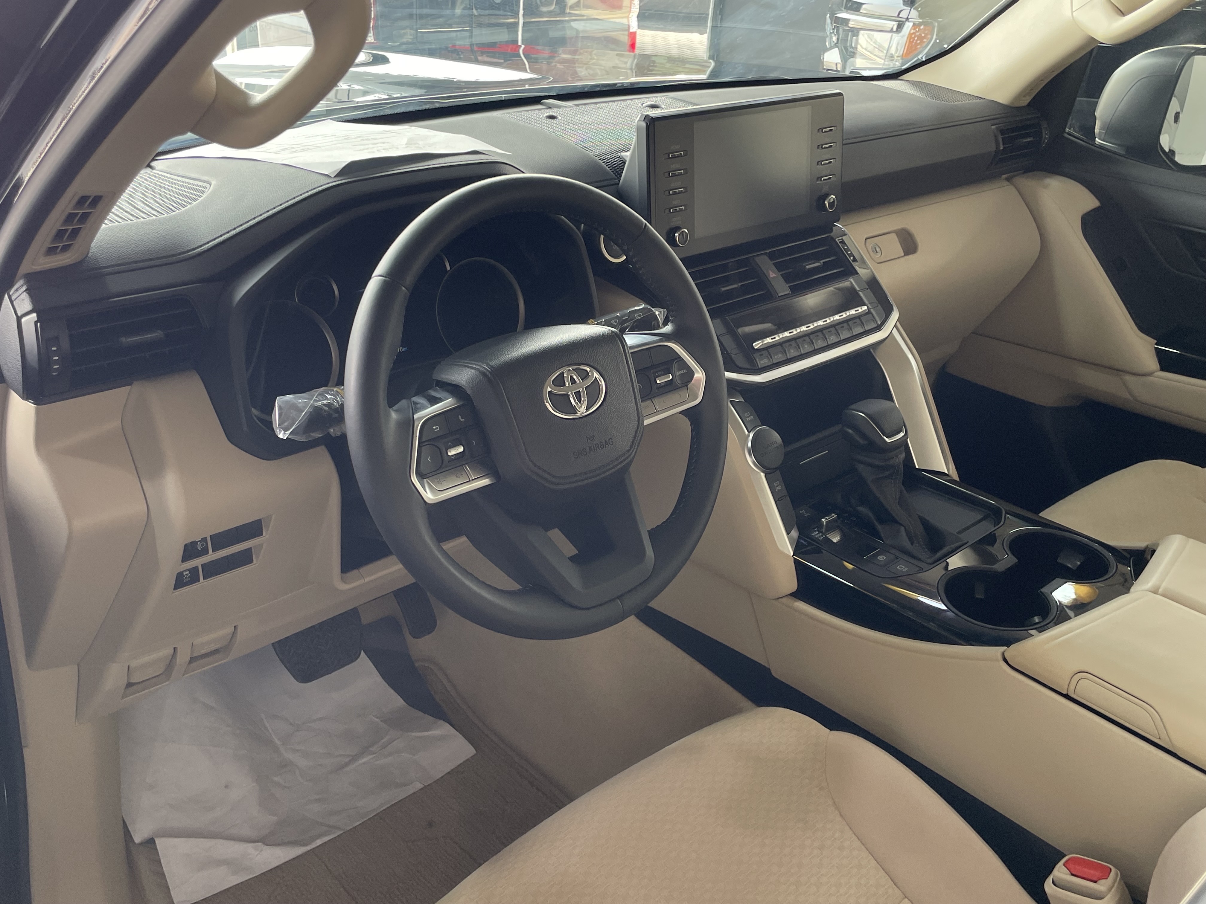 Toyota Land Cruiser GX - Image 3