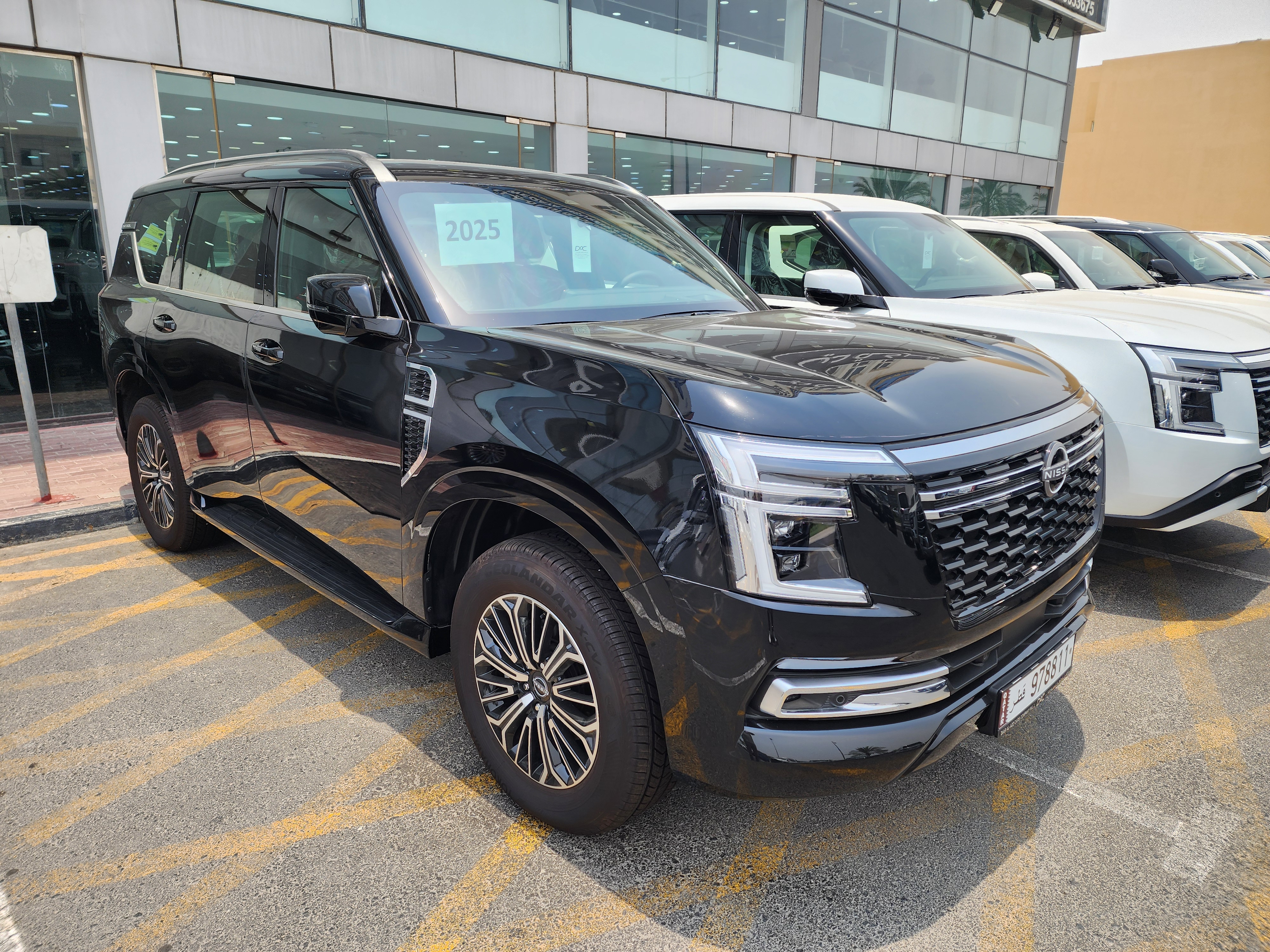 Nissan Patrol  Platinum - Image 2