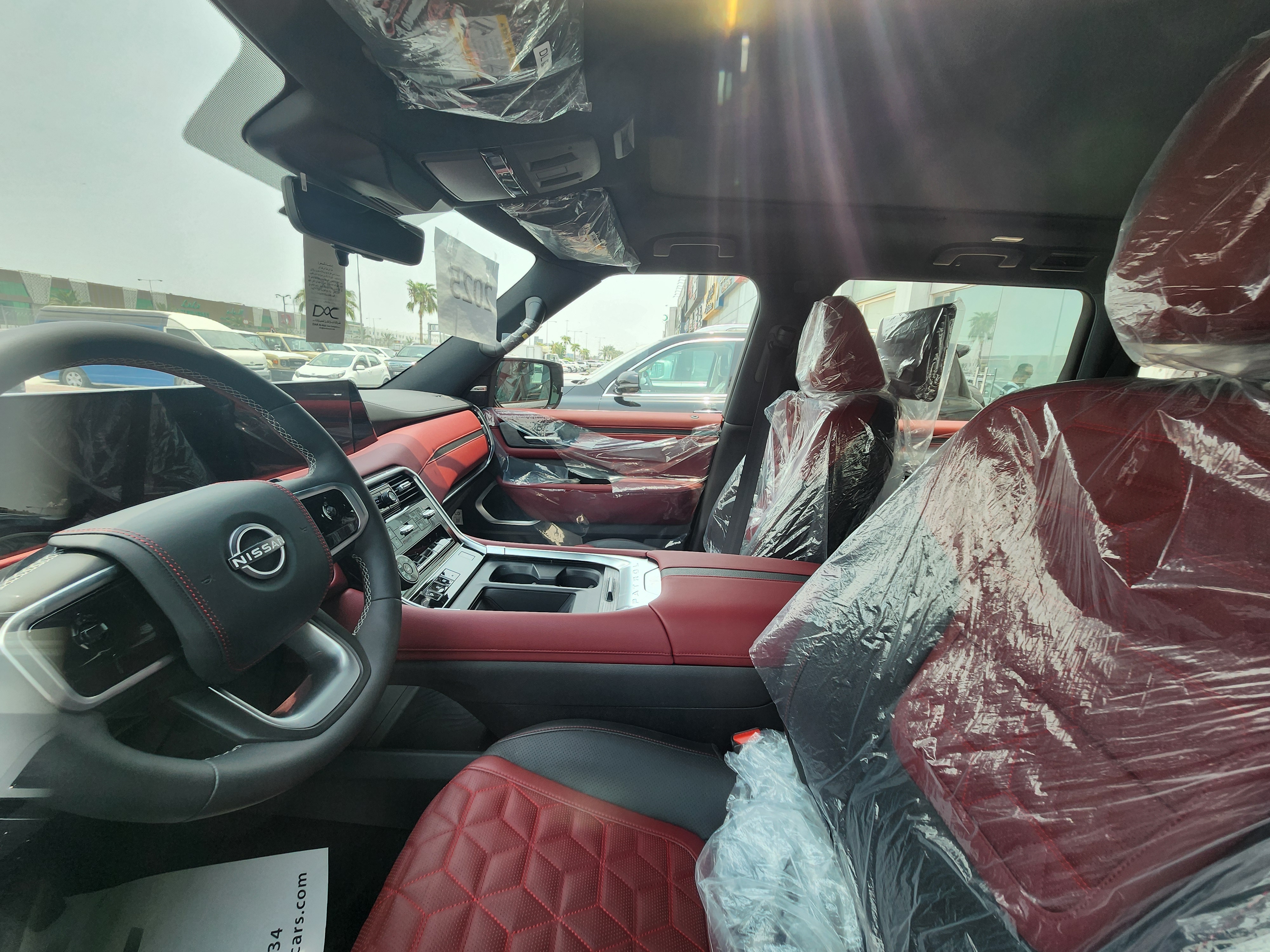 Nissan Patrol  Platinum - Image 3