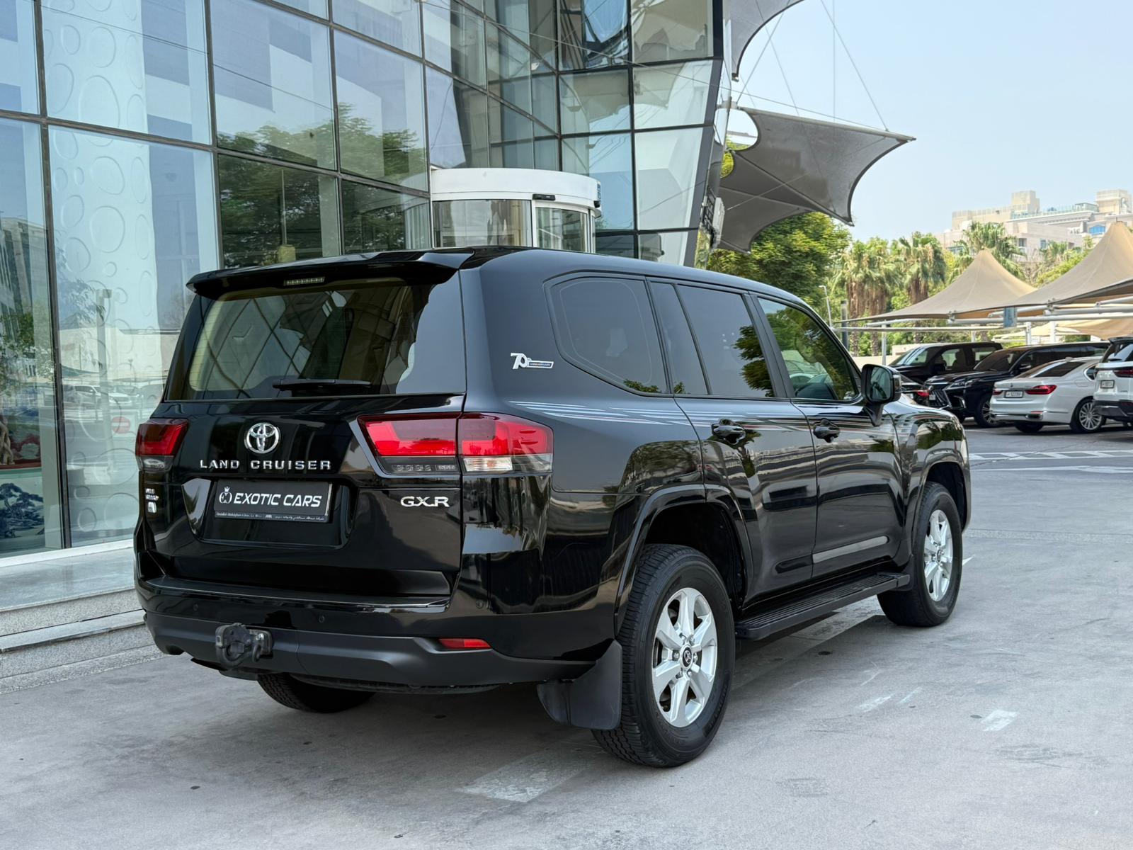 Toyota Land Cruiser GX.R - Image 3