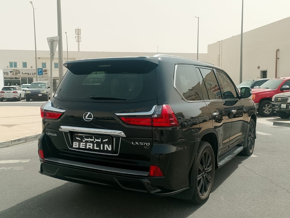 Lexus LX 570 S Black Edition - Image 2