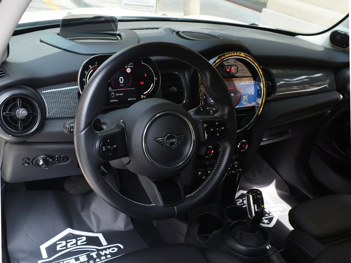 Mini Cooper S. - Image 4